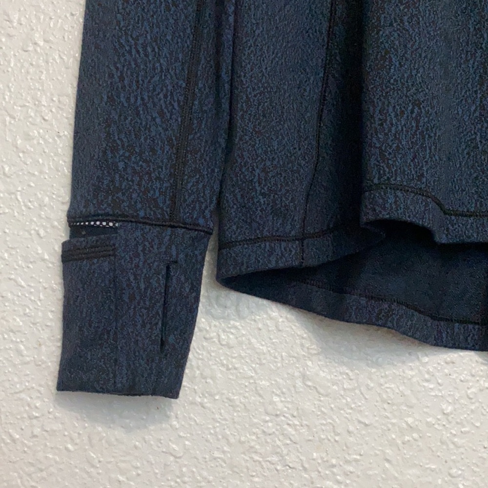 Lululemon Half Zip - image 3